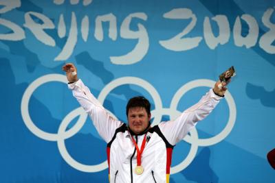 Der gebürtige Niederösterreicher Matthias Steiner holt für Deutschland Gold im Gewichtheben über 105 kg (C) GEPA pictures / Philipp Schalber