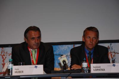 Mit Hans Huber, dem ORF-Sportchef; am Podium beim europäischen Forum Alpbach (EFA) 2007 (C) Markus Prantl, EFA 07