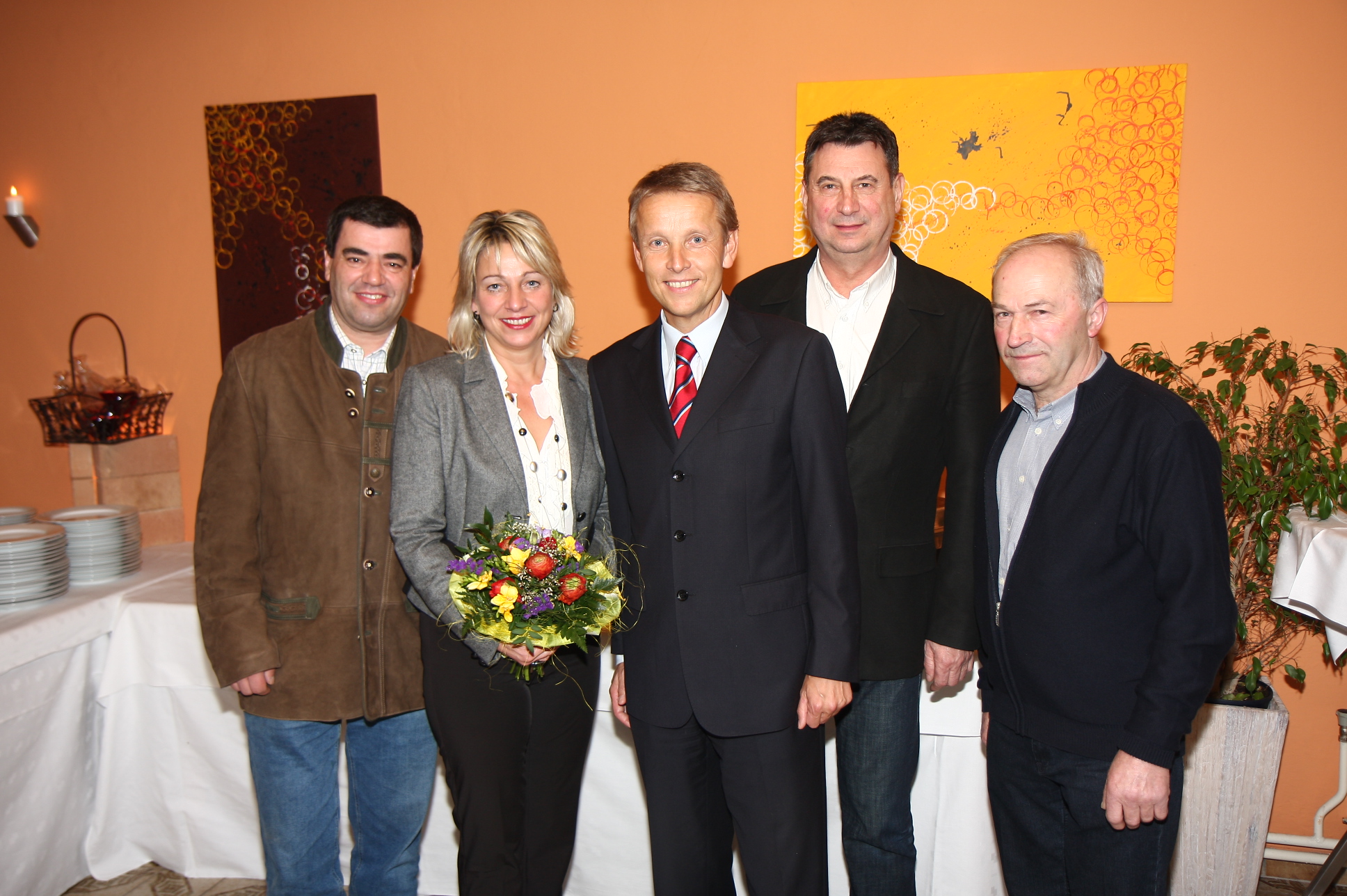 Mit Bürgermeister Siegbert Handler, Vizebürgermeister Johann Leinweber und Gemeindekassier Josef Posch (C) Büro StS