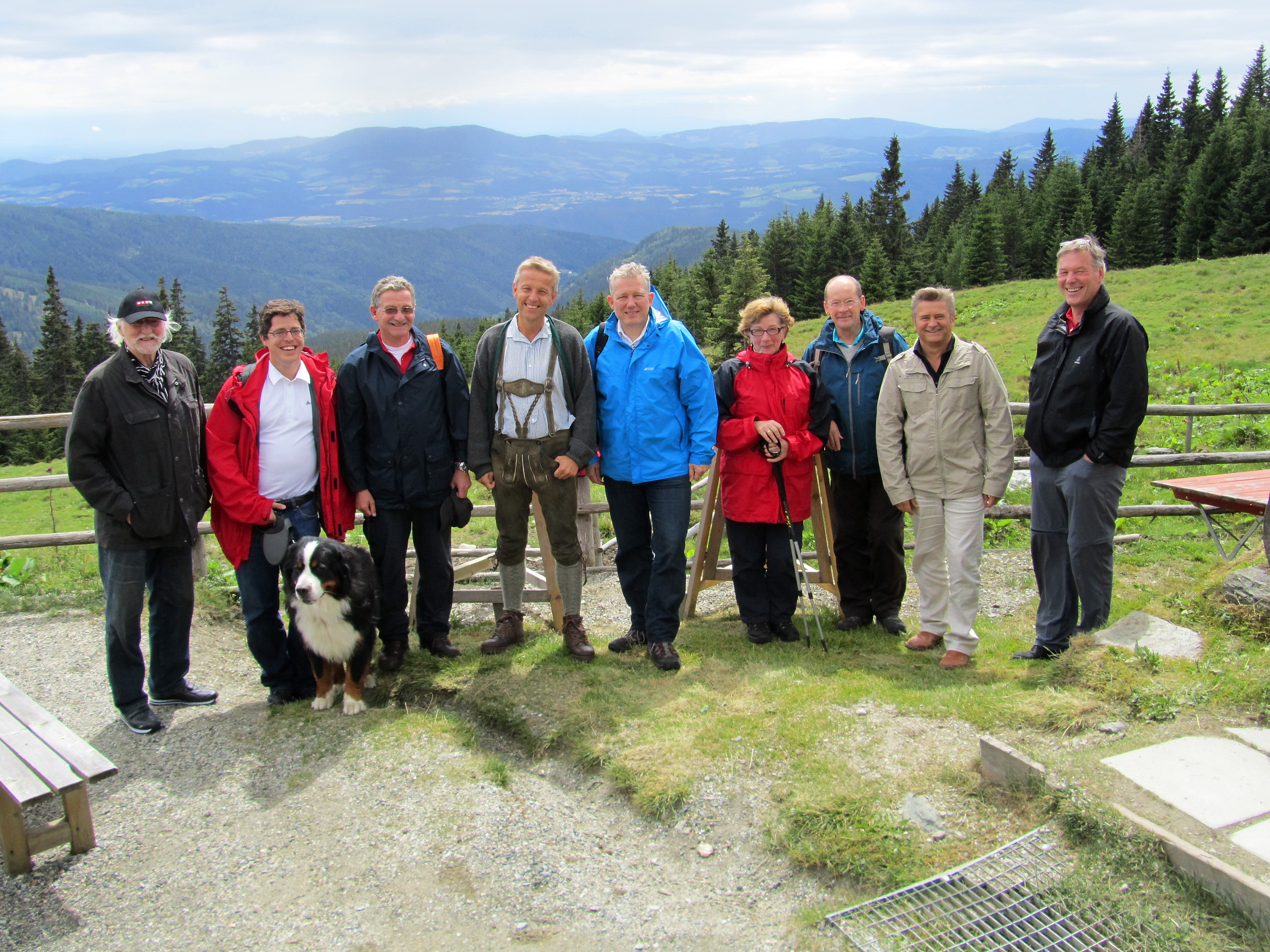 Wechselwanderung mit Bgm. Karl Mathä, WK-Reg.St.Obmann Florian Ferl und WB-Obmann Hannes Polzhofer