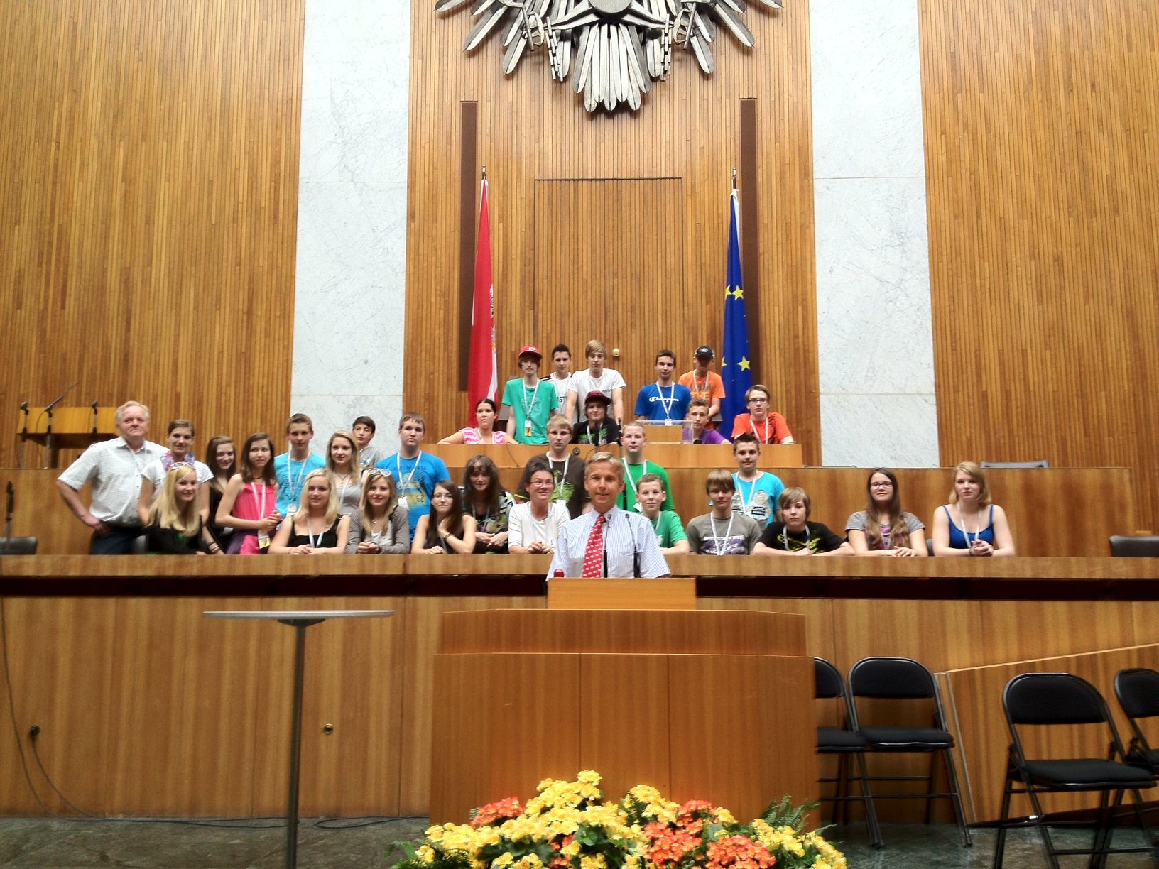 HS Waldbach zu Gast im Parlament