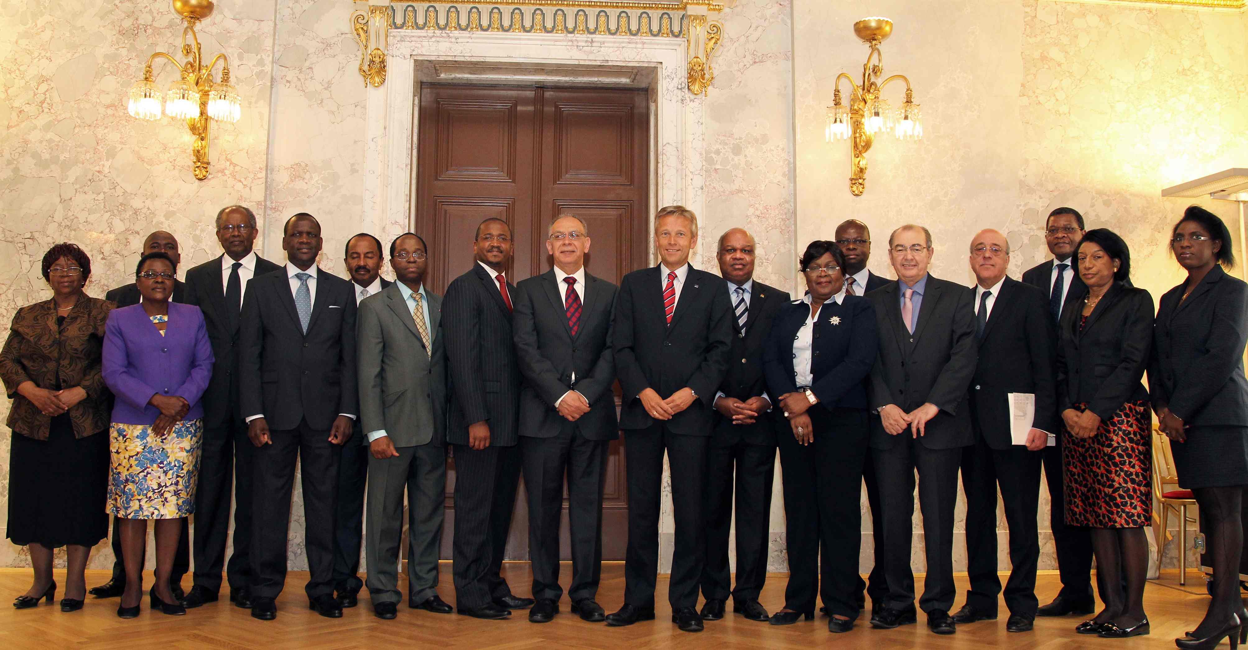 (c) BMEIA, STS Lopatka trifft afrikanische Botschafter in Wien