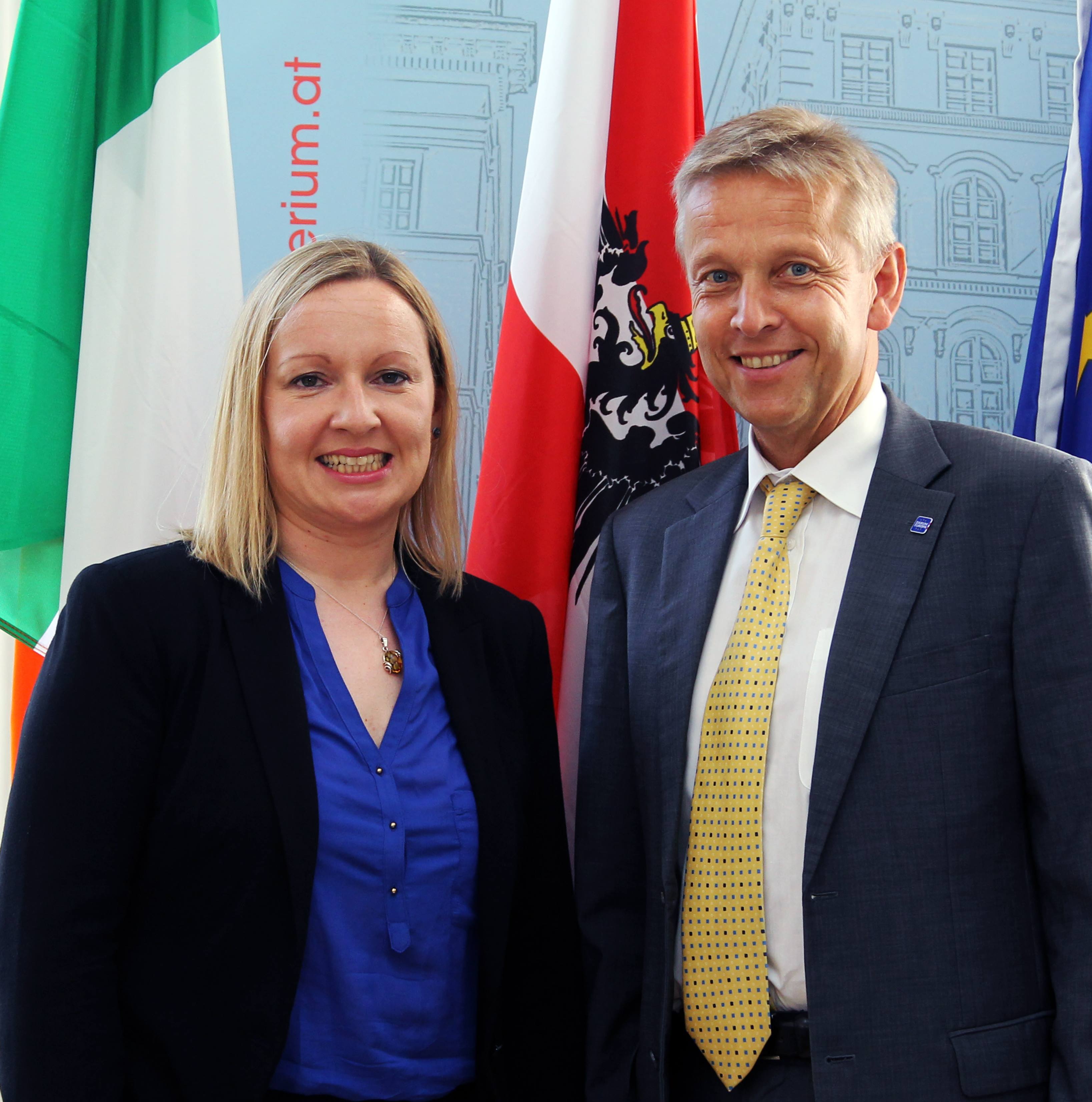 (c) BMEIA, STS Lopatka und die irsiche Europaministerin Lucinda Creighton 