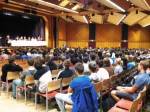 (c)ÖVP, StS Lopatka bei Schülerdiskussion zur Nationalratswahl  